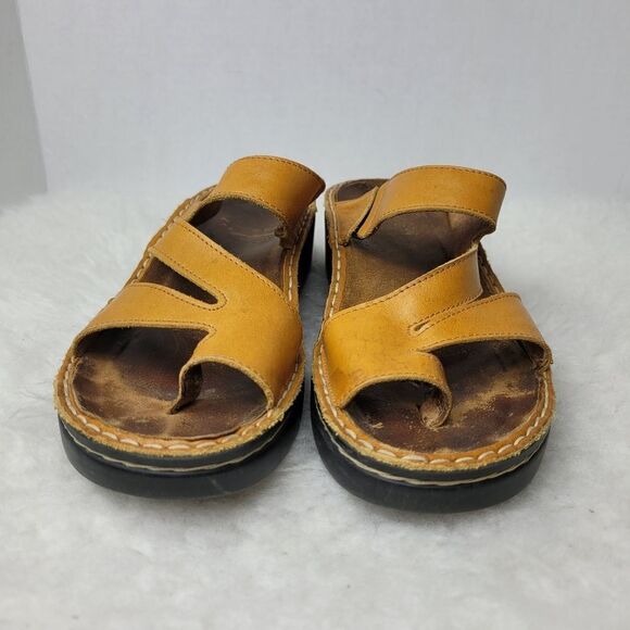 Naot Monterey Slides Toe Loop Yellow Leather Women's Shoes Size 7.5 - Picture 2 of 8